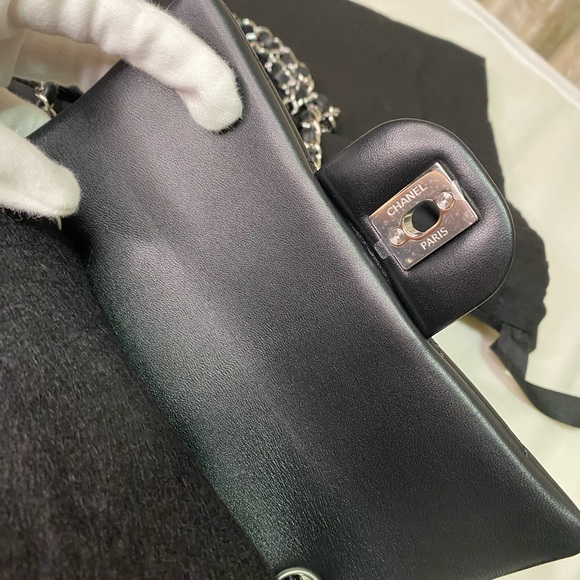 Brand new 24C chanel mini rectangular with silver hardware. - Picture 5 of 15